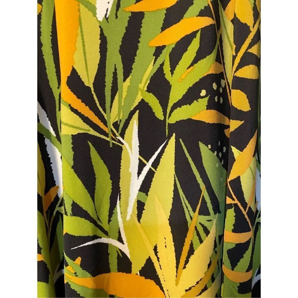 NWT Bob Mackie women’s green floral wide leg pull on culotte large - Picture 3 of 5